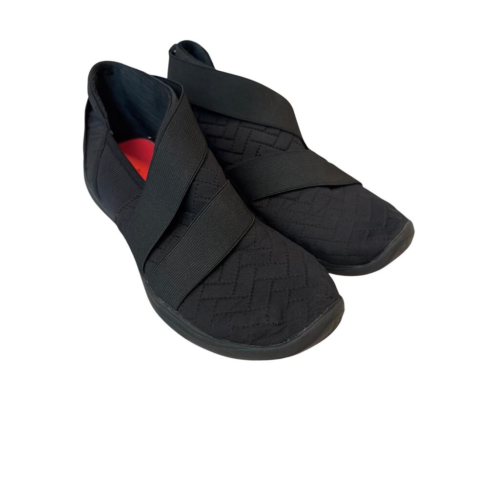 Under Armour Women’s Slip On Athletic Sneakers Size 7.5 Black